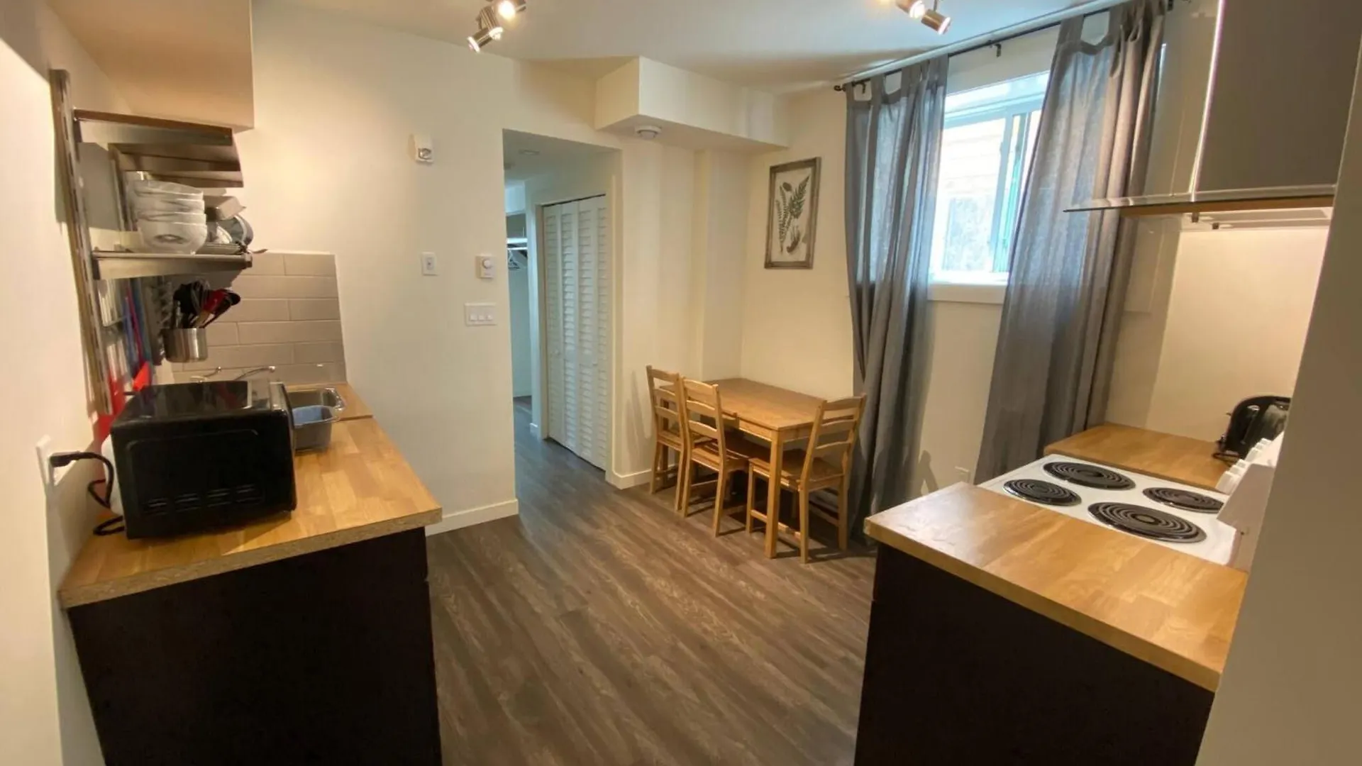 Dt 1Bed 1Bath Cozy Suite 8 Min Walk To Arena Διαμέρισμα Έντμοντον